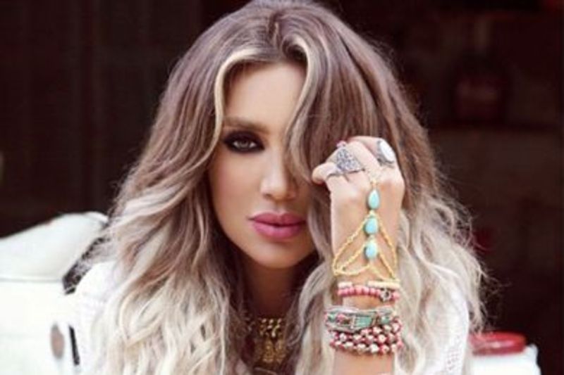 فيديو: مايا دياب تأخرت في استنساخ بيونسيه 3 سنوات..